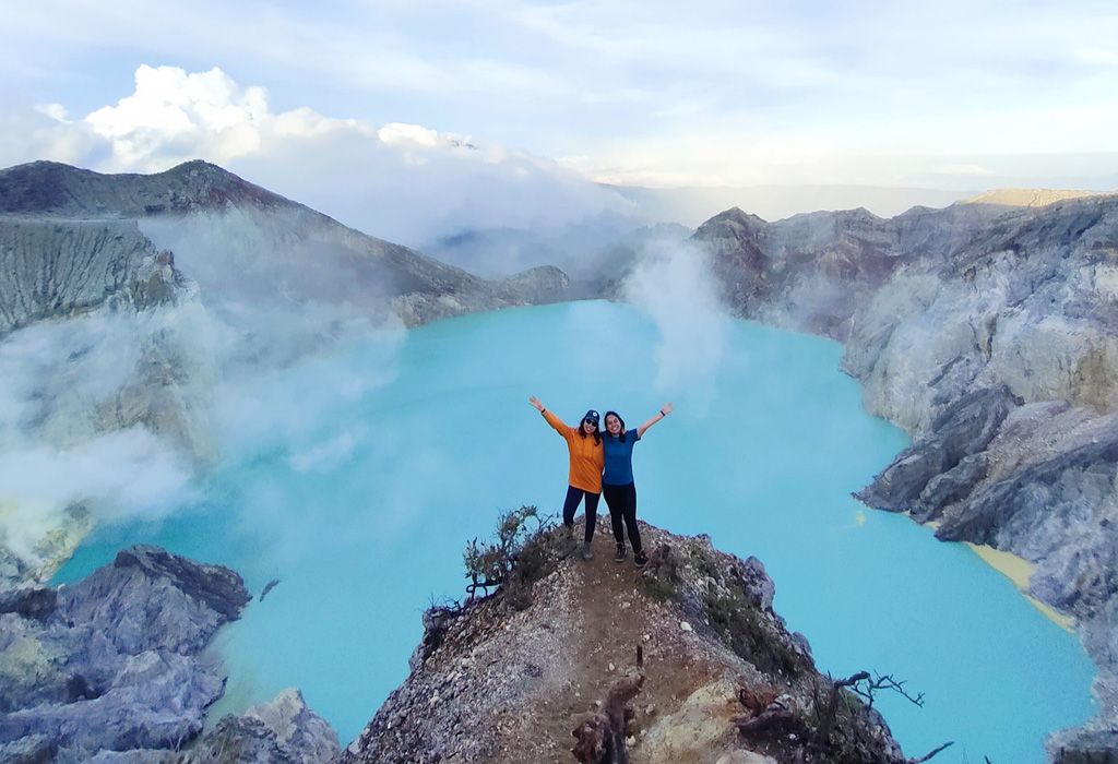 TRIP BROMO - SEWU - IJEN 4D3N